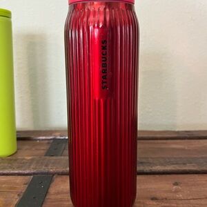 Starbucks Red ribbed purchased in England 2024 tumbler new